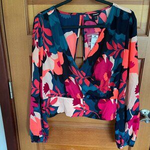 NWT - Express - Rare, Colorful, & Beautifully Detailed Blouse